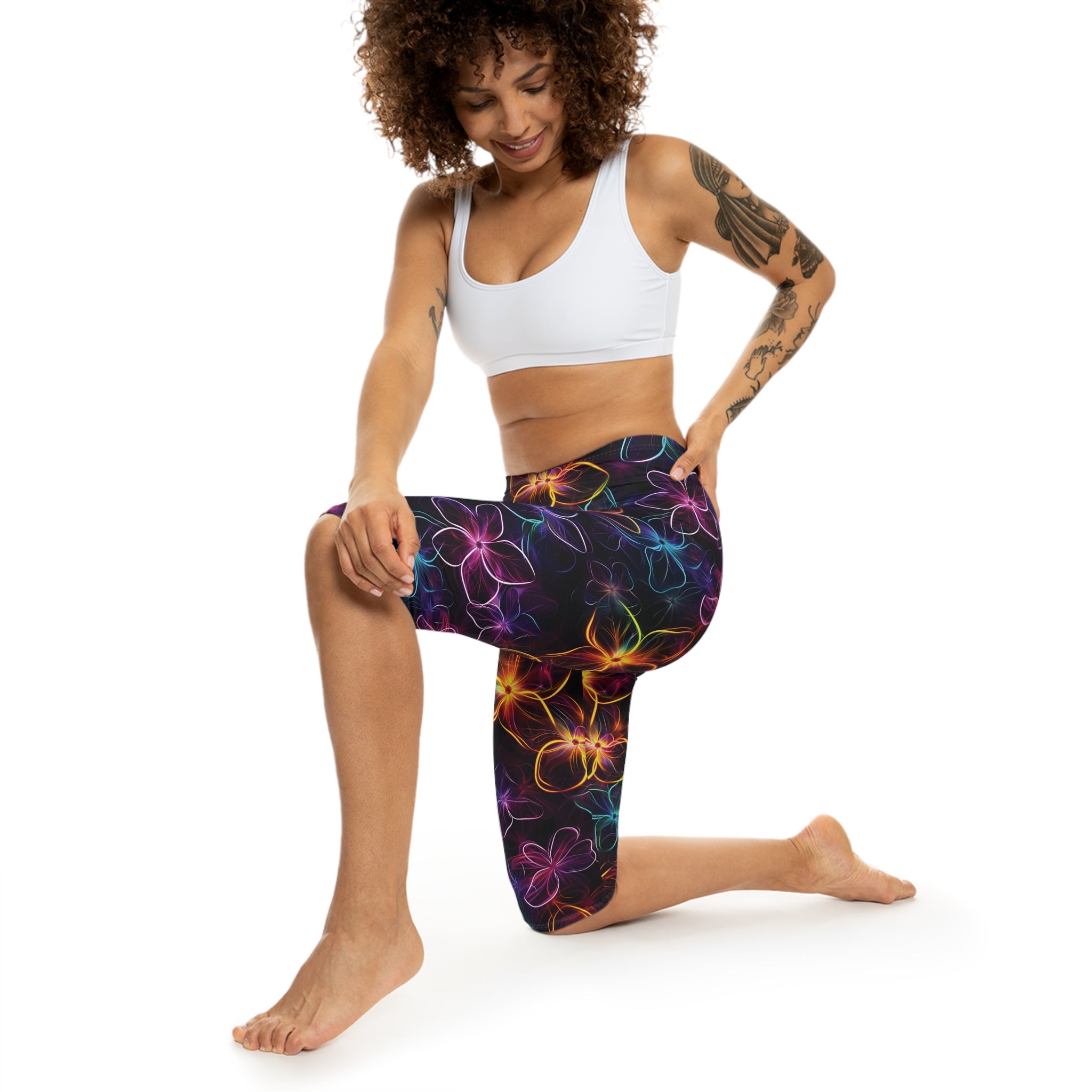 Womens Capri Leggings - Neon Flowers